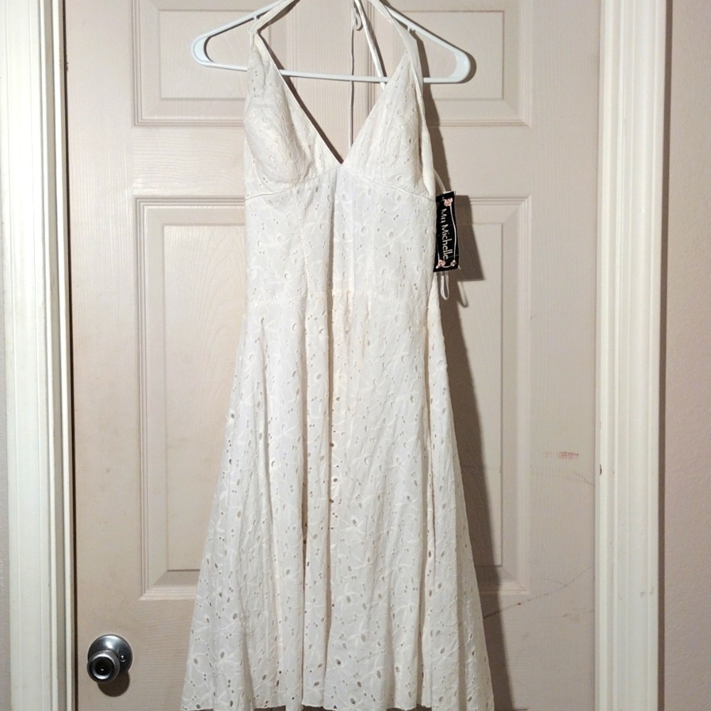 My Michelle Sz 9 White Padded Lined Sun Dress Tie Behind Neck Backless. Nwt